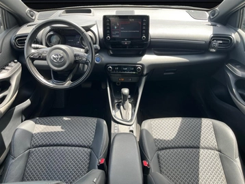 Image véhicule  Toyota YARIS (18)