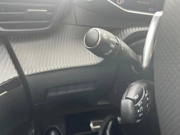 Image véhicule  Peugeot 2008 (24)