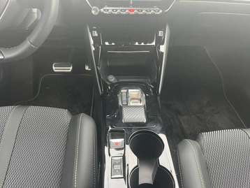 Image véhicule  Peugeot 2008 (10)