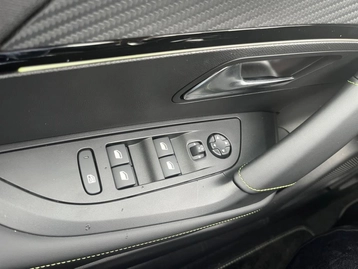 Image véhicule  Peugeot 2008 (21)