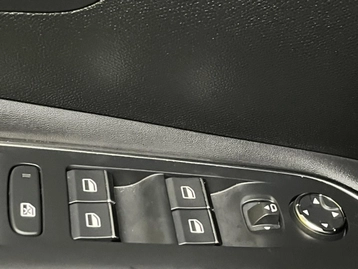 Image véhicule  Peugeot 3008 (17)