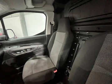 Image véhicule  Peugeot PARTNER (16)
