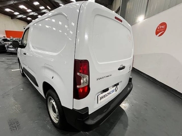 Image véhicule  Peugeot PARTNER (2)