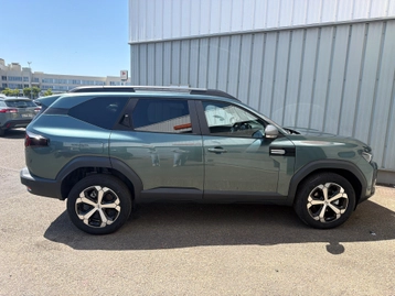 Image véhicule  Dacia BIGSTER (7)