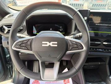 Image véhicule  Dacia BIGSTER (12)