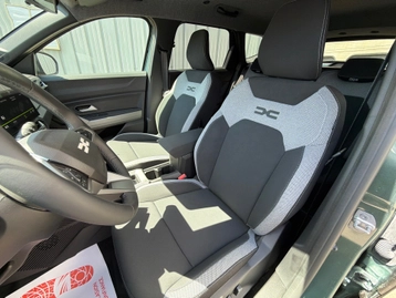 Image véhicule  Dacia BIGSTER (8)