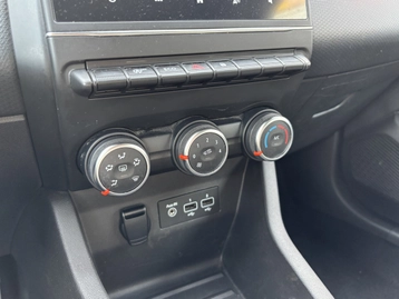 Image véhicule  Renault CLIO (18)