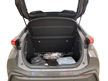 Image véhicule  Toyota C-HR (15)