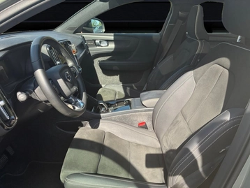 Image véhicule  Volvo C40 (8)