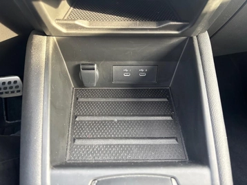 Image véhicule  Renault CAPTUR (35)