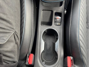 Image véhicule  Renault CAPTUR (37)