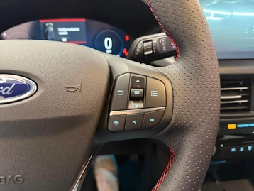 Image véhicule  Ford KUGA (21)