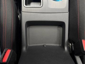 Image véhicule  Ford KUGA (31)