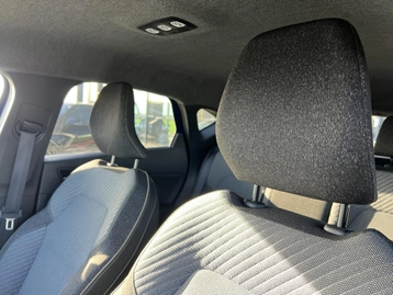 Image véhicule  Renault CAPTUR (21)