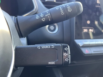 Image véhicule  Renault CAPTUR (28)