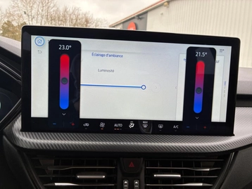 Image véhicule  Ford KUGA (30)