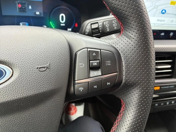 Image véhicule  Ford KUGA (24)