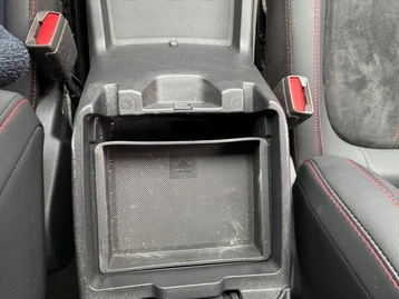 Image véhicule  Ford KUGA (38)