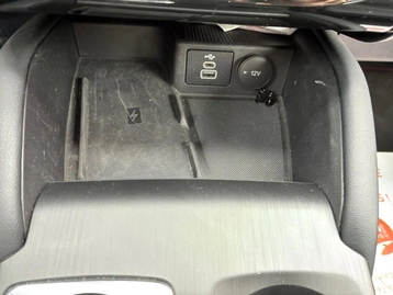 Image véhicule  Ford KUGA (35)