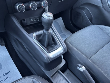 Image véhicule  Renault CAPTUR (21)