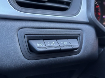 Image véhicule  Renault CAPTUR (24)