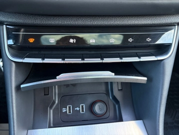 Image véhicule  MG EHS (15)