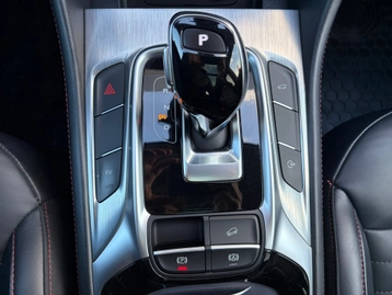 Image véhicule  MG EHS (16)