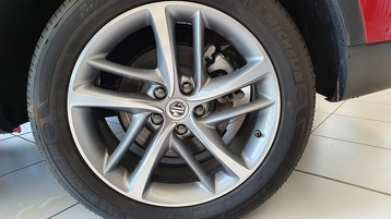 Image véhicule  MG EHS (14)