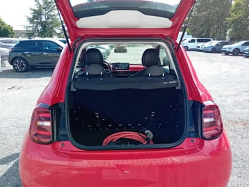 Image véhicule  Fiat 500e BERLINE MY22 SERIE 1 STEP 2 (4)