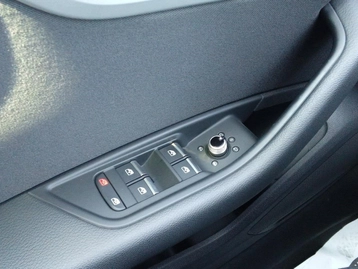 Image véhicule  Audi A4 (52)