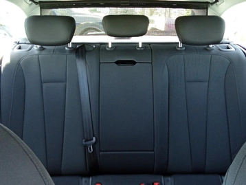 Image véhicule  Audi A4 (32)