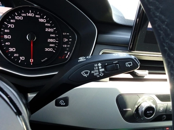 Image véhicule  Audi A4 (49)