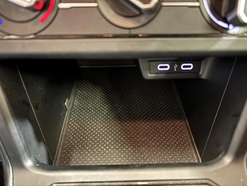 Image véhicule  Volkswagen POLO (15)