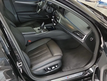 Image véhicule  BMW SÉRIE 5 TOURING (3)