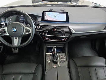 Image véhicule  BMW SÉRIE 5 TOURING (5)