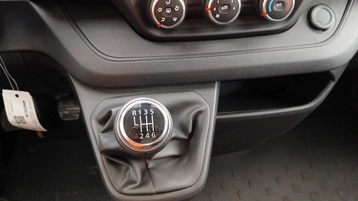 Image véhicule  Renault TRAFIC (33)