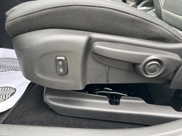 Image véhicule  Opel ASTRA SPORTS TOURER (16)