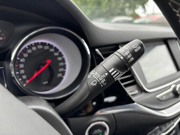 Image véhicule  Opel ASTRA SPORTS TOURER (18)