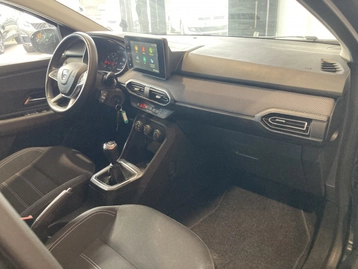 Image véhicule  Dacia JOGGER (11)