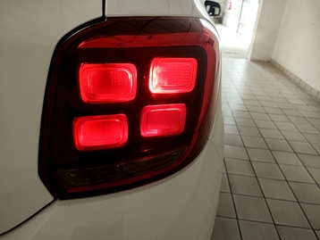 Image véhicule  Dacia SANDERO (18)