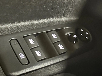 Image véhicule  Peugeot RIFTER (25)