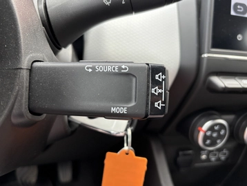 Image véhicule  Renault CLIO (12)
