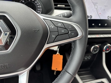 Image véhicule  Renault CLIO (10)