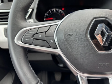 Image véhicule  Renault CLIO (8)
