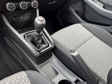 Image véhicule  Renault CLIO (17)