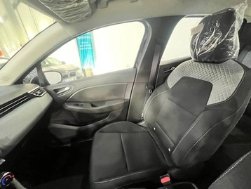 Image véhicule  Renault CLIO (14)