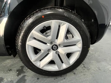 Image véhicule  Renault CLIO (18)