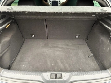 Image véhicule  Renault MEGANE (45)