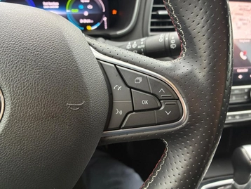 Image véhicule  Renault MEGANE (29)