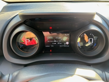 Image véhicule  Toyota YARIS (13)